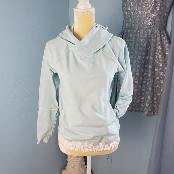 lululemon athletica Tops - Lululemon size 4 hoodie C68